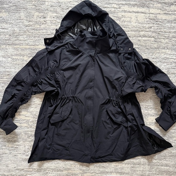 Fabletics Black Jacket - Picture 3 of 9